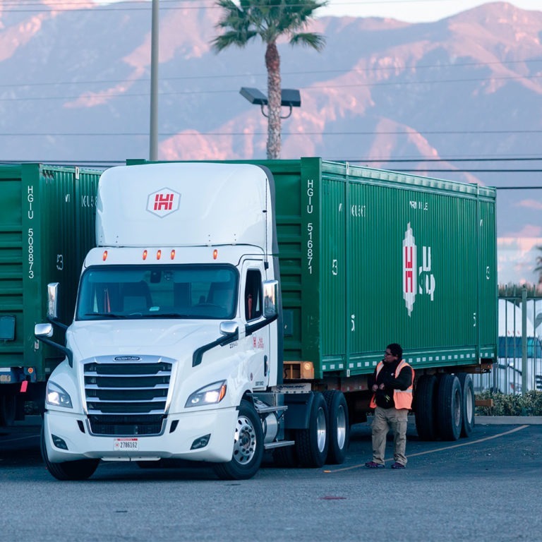 Hub Group卡车和司机为使用区域卡车运输服务的公司提供好处